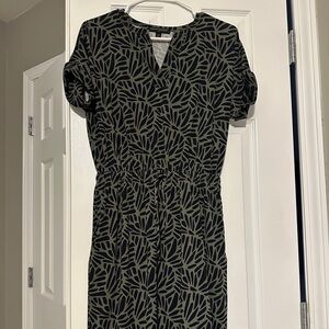 Banana Republic Navy and Gray Leaf Print Midi Dress